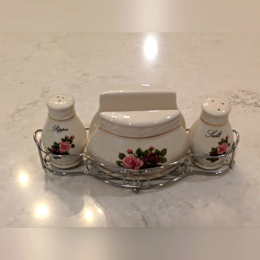 Vintage D'Lusso Home Collection Salt and Pepper Shakers with Napkins Holder Por.